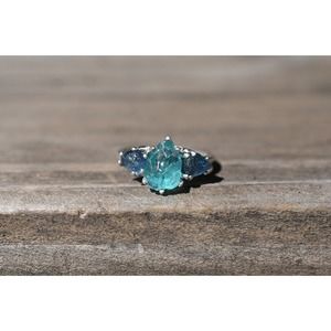 Ocean-Inspired Raw Gemstone Ring with Teal and Blue Crystals on Silver B…